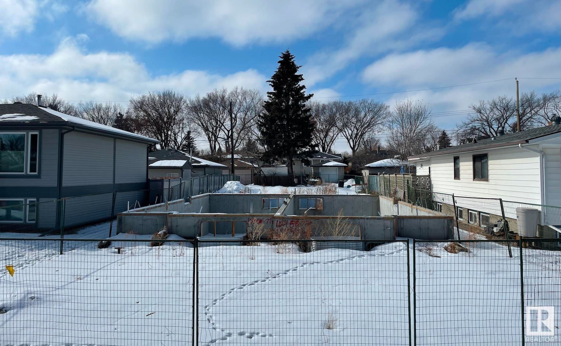 Main Photo: 10454 77 Street in Edmonton: Zone 19 Vacant Lot/Land for sale : MLS®# E4331136