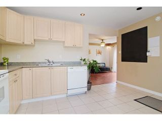 Photo 3: 5 309 AFTON Lane in Port Moody: North Shore Pt Moody Townhouse for sale in "HIGHLAND PARK" : MLS®# V1117026