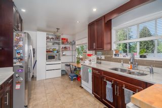 Photo 11: 641 W QUEENS Road in North Vancouver: Delbrook House for sale : MLS®# R2784420