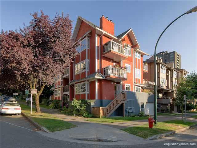 Main Photo: 102 1388 Haro Street in Vancouver: Condo for sale : MLS®# V967312