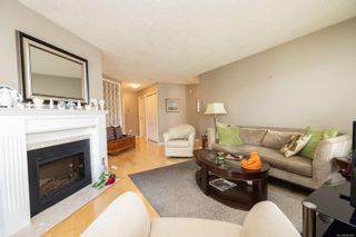Photo 5: 107 3921 Shelbourne St in Saanich: SE Mt Tolmie Condo for sale (Saanich East)  : MLS®# 905963