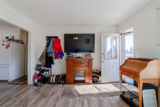 Photo 6: 1139 39 Street SE in Calgary: Forest Lawn Detached for sale : MLS®# A2035890