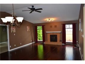 Photo 3: 2832 MCCOOMB Drive in COQUITLAM: Eagle Ridge CQ House for sale (Coquitlam)  : MLS®# R2056872