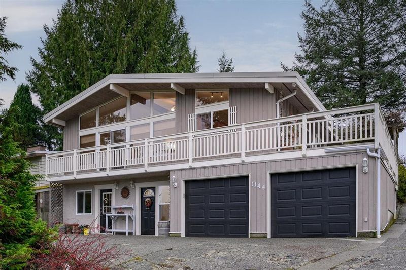 FEATURED LISTING: 1144 2nd Avenue Ladysmith