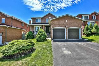 Photo 1: 124 Goldsmith Crescent in Newmarket: Armitage House (2-Storey) for sale : MLS®# N4792301