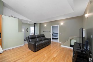 Photo 15: 11318 110A Avenue in Edmonton: Zone 08 House for sale : MLS®# E4374538