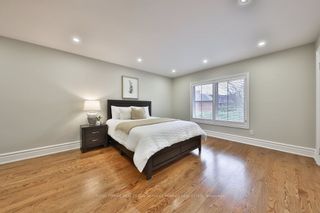Photo 17: 1391 Meadow Green Court in Mississauga: Lorne Park House (2-Storey) for sale : MLS®# W8207398