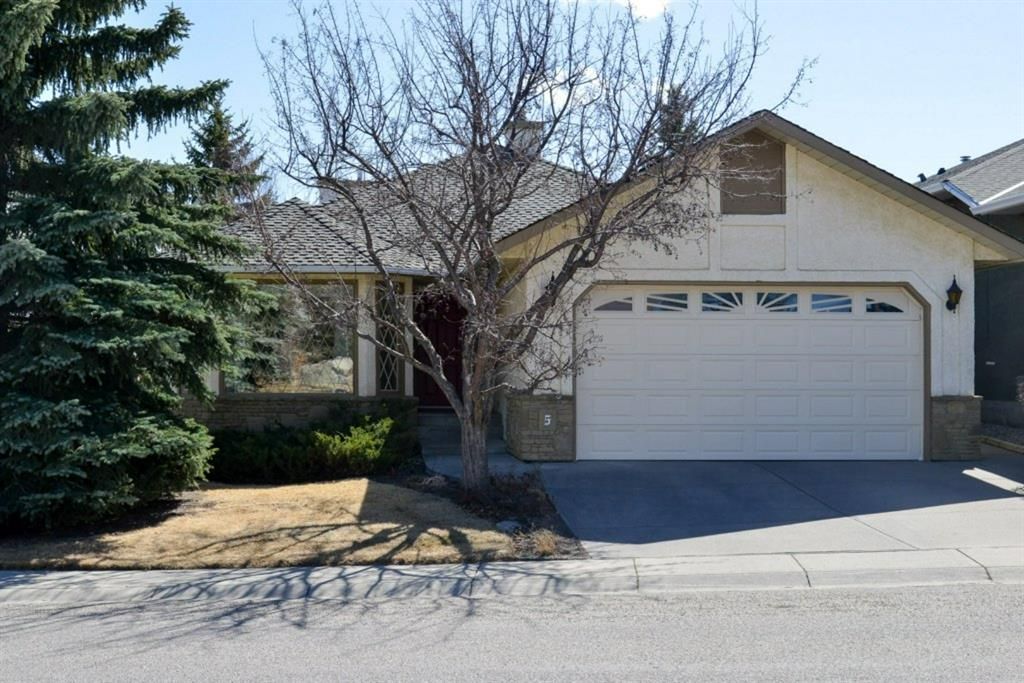 Main Photo: 5 Sienna Hills Court SW in Calgary: Signal Hill Detached for sale : MLS®# A1202120