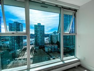 Photo 11: 1705 1009 EXPO Boulevard in Vancouver: Yaletown Condo for sale in "Landmark 33" (Vancouver West)  : MLS®# R2871703