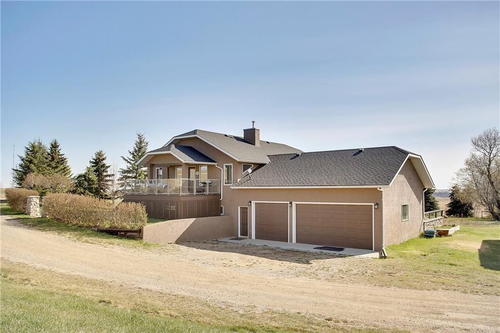 Main Photo: 290153 96 Street E: Rural Foothills County Detached for sale : MLS®# C4223460