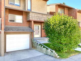 Photo 2: 505 1305 GLENMORE Trail SW in Calgary: Kelvin Grove Row/Townhouse for sale : MLS®# A1017648