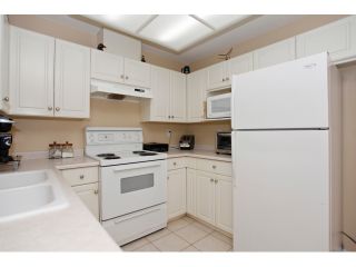 Photo 16: 215 19835 64TH Avenue in Langley: Willoughby Heights Condo for sale in "Willowbrook Gate" : MLS®# F1429929