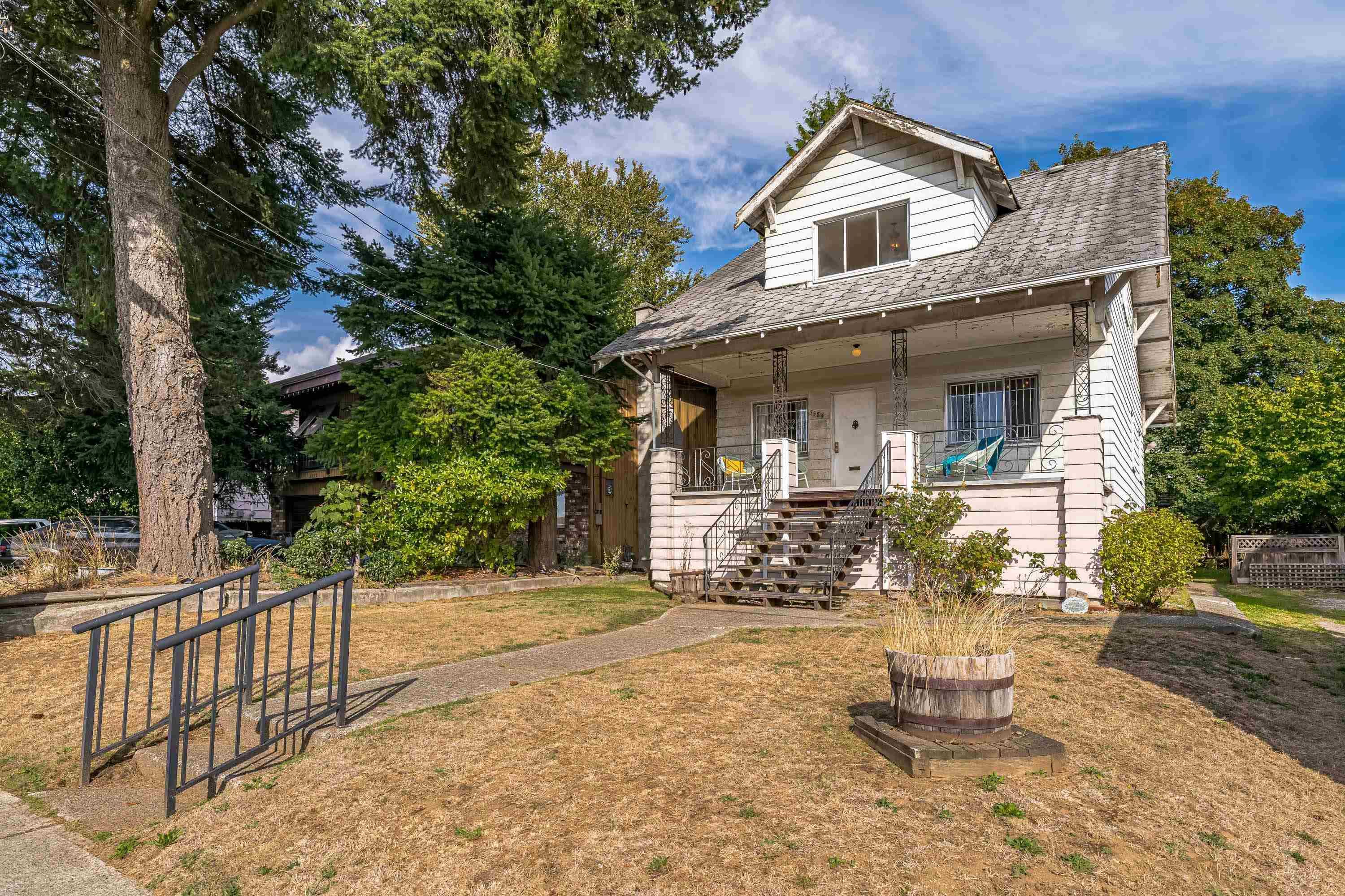 Main Photo: 5584 RUPERT STREET in Vancouver: Collingwood VE House for sale (Vancouver East)  : MLS®# R2617436