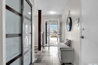 Photo 3: 2727 Silverman Bay in Regina: Gardiner Heights Residential for sale : MLS®# SK965998