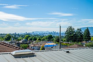 Photo 61: 2677 E 23RD Avenue in Vancouver: Renfrew Heights 1/2 Duplex for sale (Vancouver East)  : MLS®# R2709111