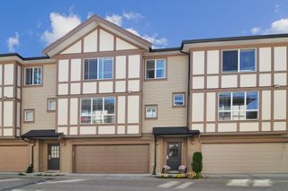 Main Photo: 16 7848 209 Street in Langley: Willoughby Heights Townhouse for sale in "MASON&GREEN" : MLS®# R2725569