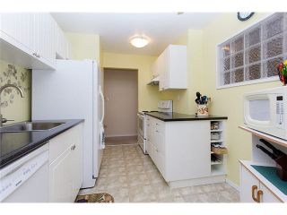 Photo 3: 106 5800 COONEY Road in Richmond: Brighouse Condo for sale : MLS®# V1076643