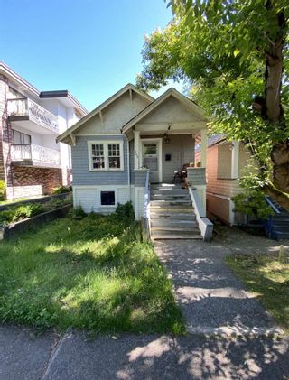 Photo 1: 1546 E. 3RD AVENUE in Vancouver: Grandview Woodland VE House for sale (Vancouver East)  : MLS®# R2461134