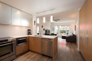 Photo 2: 4 221 E 3RD Street in North Vancouver: Lower Lonsdale Condo for sale in "THE ORIZON" : MLS®# R2670496