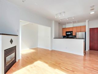Photo 5: 2304 928 RICHARDS Street in Vancouver: Yaletown Condo for sale in "Yaletown" (Vancouver West)  : MLS®# R2880702