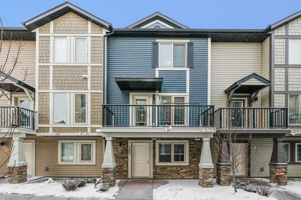 Main Photo: 107 Legacy Point SE in Calgary: Legacy Row/Townhouse for sale : MLS®# A1181149