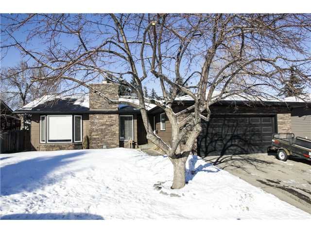 Main Photo: 888 PARKRIDGE Road SE in CALGARY: Parkland Residential Detached Single Family for sale (Calgary)  : MLS®# C3601816