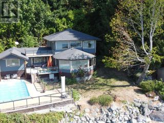 Photo 1: 3311 ATREVIDA ROAD in Powell River: House for sale : MLS®# 17347