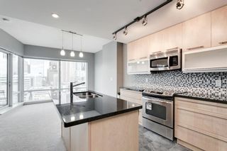 Photo 4: 1402 215 13 Avenue SW in Calgary: Beltline Apartment for sale : MLS®# A1220740