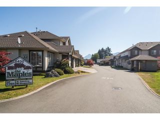 Photo 3: 27 6450 BLACKWOOD Lane in Chilliwack: Sardis West Vedder Rd Townhouse for sale in "The Maples" (Sardis)  : MLS®# R2480574