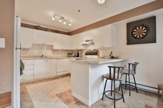 Photo 10: 20 7345 SANDBORNE Avenue in Burnaby: South Slope Townhouse for sale in "SANDBORNE WOODS" (Burnaby South)  : MLS®# R2009318