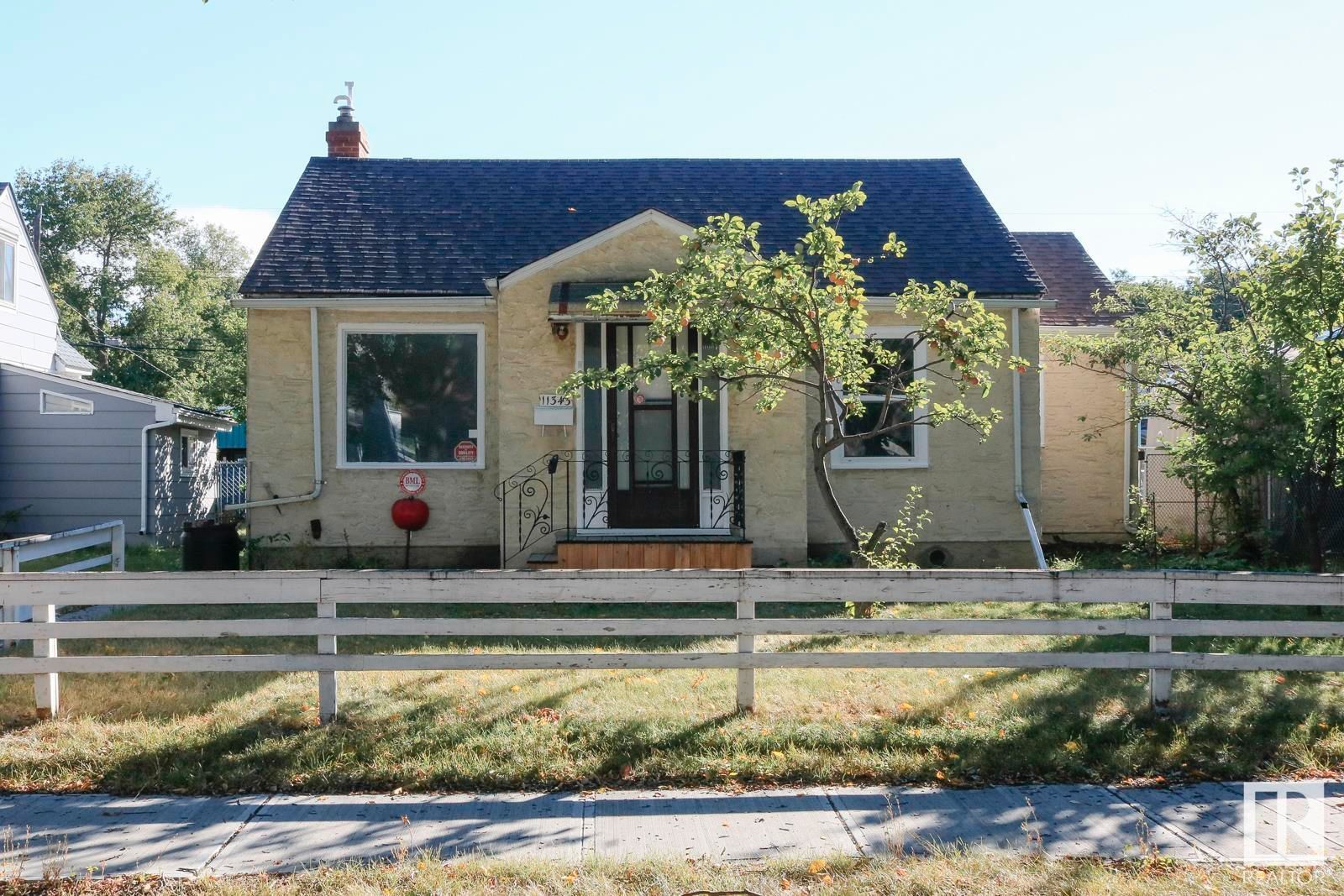 Main Photo: 11343 90 Street in Edmonton: Zone 05 House for sale : MLS®# E4314523