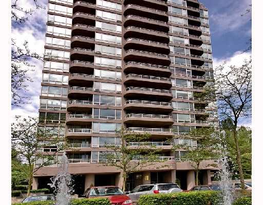Main Photo: 406 9633 MANCHESTER Drive in Burnaby: Cariboo Condo for sale in "STRATHMORE TOWERS" (Burnaby North)  : MLS®# V711915