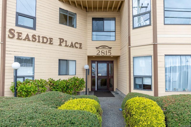 FEATURED LISTING: 214 - 2815 Departure Bay Rd Nanaimo
