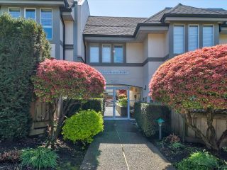 Photo 26: 107 245 W 15TH Street in North Vancouver: Central Lonsdale Townhouse for sale in "CHATSWORTH MEWS" : MLS®# R2873979