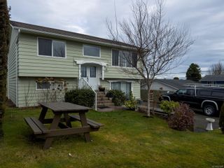 Photo 2: 8810 Douglas St in Port Hardy: NI Port Hardy House for sale (North Island)  : MLS®# 921494