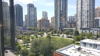 Photo 2: 906 488 HELMCKEN Street in Vancouver: Yaletown Condo for sale in "Robinson Tower" (Vancouver West)  : MLS®# R2086319