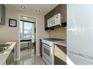 Photo 6: # 2502 939 EXPO BV in Vancouver: Yaletown Condo for sale (Vancouver West)  : MLS®# V1040268