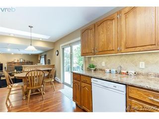 Photo 5: 848 Ankathem Pl in VICTORIA: Co Sun Ridge House for sale (Colwood)  : MLS®# 760422