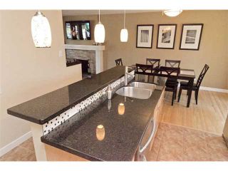 Photo 8: 1324 MAPLEGLADE Crescent SE in CALGARY: Maple Ridge Residential Detached Single Family for sale (Calgary)  : MLS®# C3515436