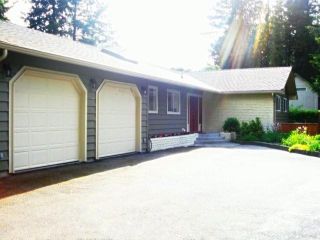 Photo 3: 5675 136TH ST in Surrey: Panorama Ridge House for sale : MLS®# F1311972