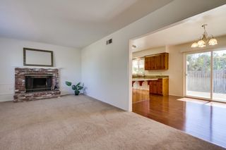 Photo 5: VISTA House for sale : 2 bedrooms : 1335 Foothill