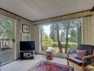 Photo 3: 2075 Leal Rd in North Saanich: NS Bazan Bay House for sale : MLS®# 945011