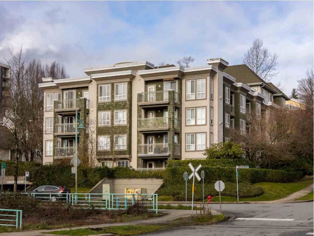 Main Photo: 407 8495 JELLICOE Street in Vancouver: South Marine Condo for sale (Vancouver East)  : MLS®# R2670073