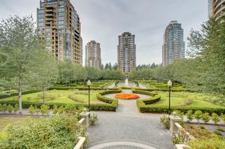Photo 19: 2401 6888 STATION HILL DRIVE in Burnaby: South Slope Condo for sale (Burnaby South)  : MLS®# R2424113