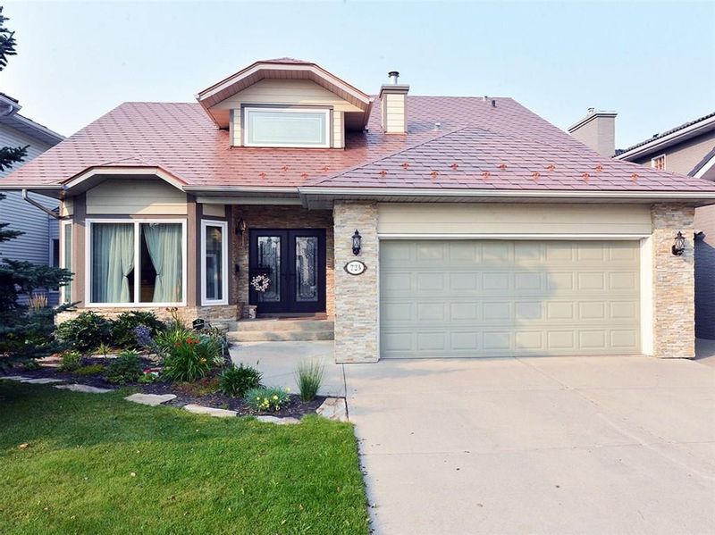 FEATURED LISTING: 723 Douglas Woods Place Southeast Calgary