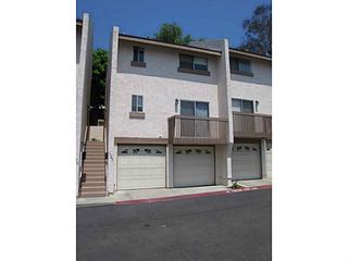 Photo 1: CLAIREMONT Condo for sale : 2 bedrooms : 5582 Caminito Roberto in San Diego