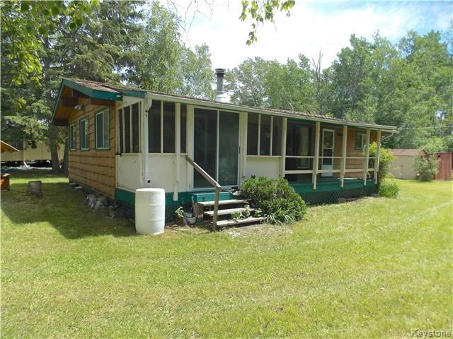 Main Photo: 46 Frontier Road: Island Beach Residential for sale (R27)  : MLS®# 1710208