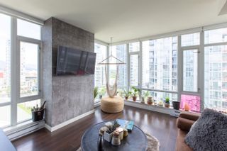 Photo 1: 1215 161 W GEORGIA Street in Vancouver: Downtown VW Condo for sale in "COSMO" (Vancouver West)  : MLS®# R2896476