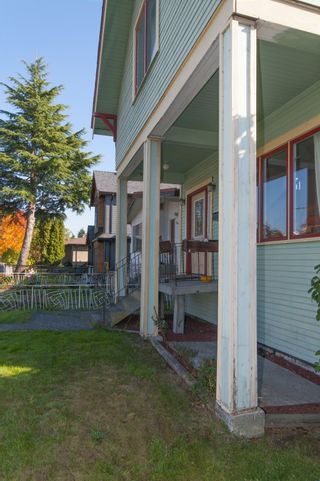 Photo 3: 3312 PARKER Street in Vancouver: Renfrew VE House for sale (Vancouver East)  : MLS®# R2005026