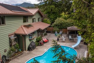 Photo 4: 2130 PARKWAY Road in Squamish: Garibaldi Estates House for sale in "Garibaldi Estates" : MLS®# R2692698